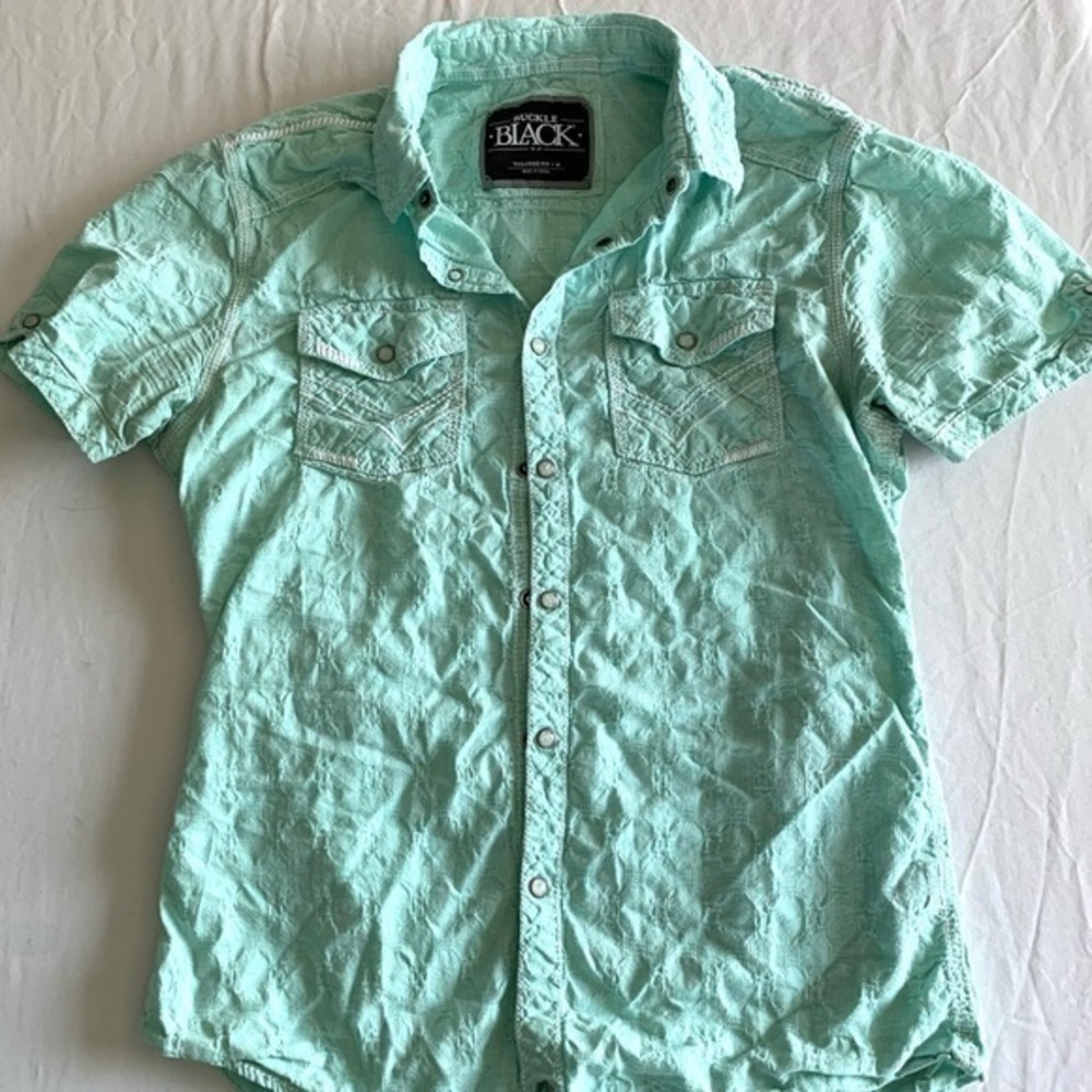 Black Buckle Women’s Button Down Shirt Size M